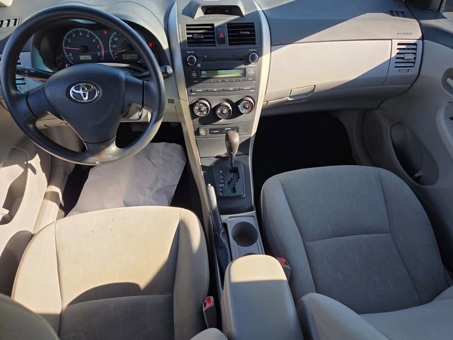 Used 2013 Toyota Corolla L image 9