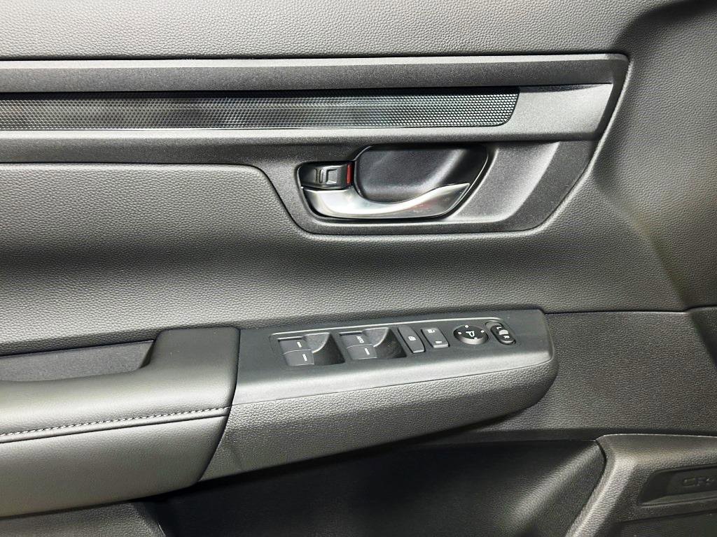 New 2025 Honda CR-V LX image 12
