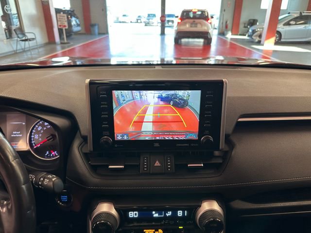 Certified 2019 Toyota RAV4 XLE Premium AWD/4WD image 22