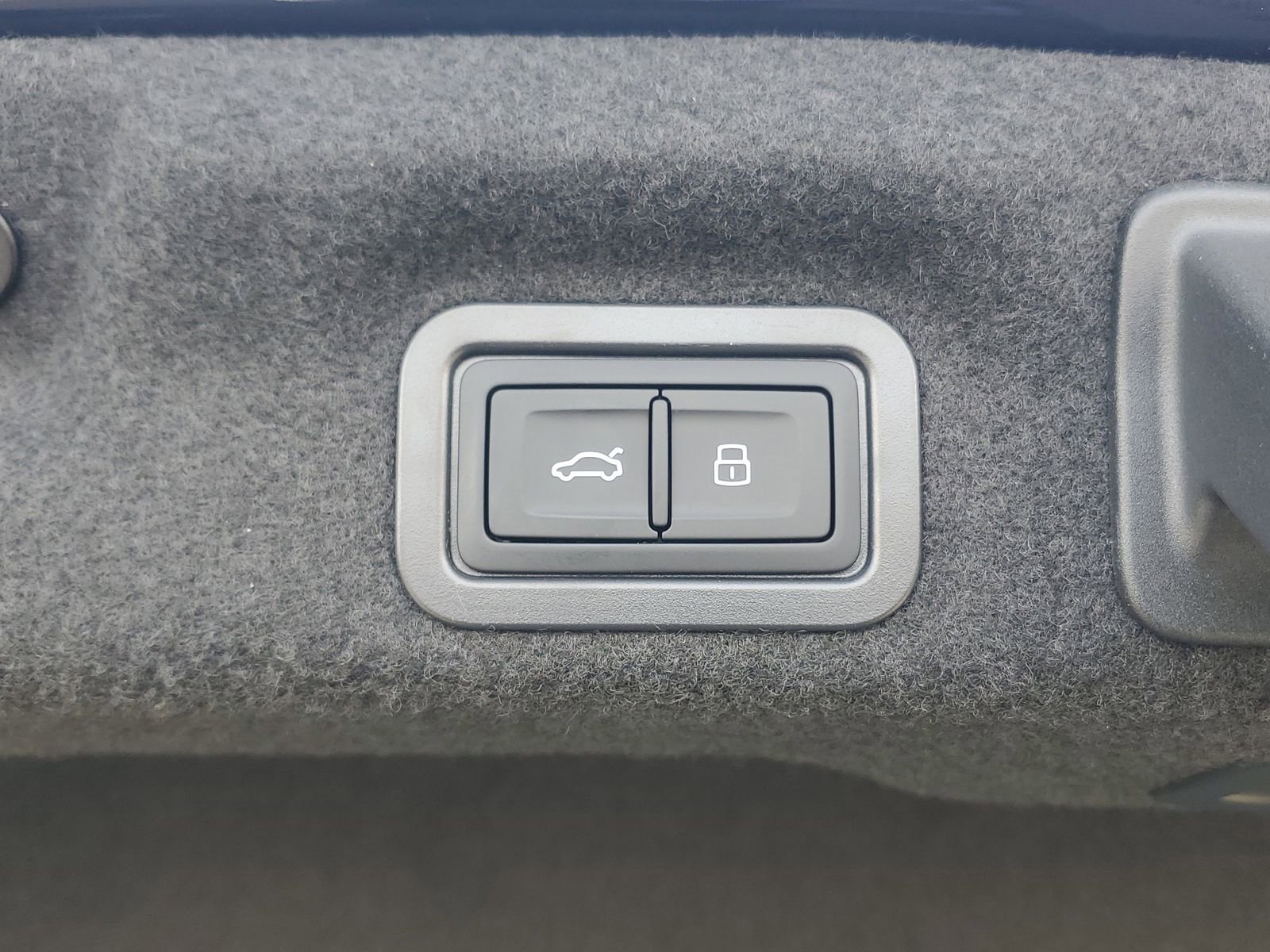 New 2026 Audi A6 Prestige image 9