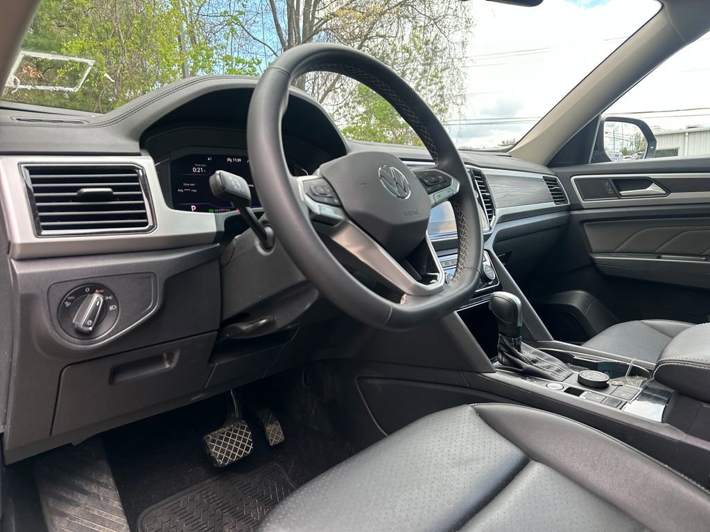 Used 2023 Volkswagen Atlas SE AWD/4WD image 6