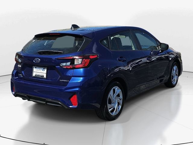 Used 2024 Subaru Impreza 2.0i image 3