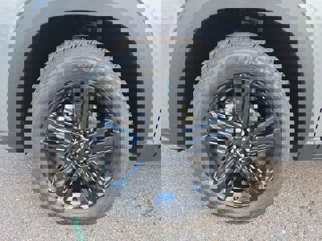 New 2026 Chevrolet Trax ACTIV w/ Driver Confidence Package image 9