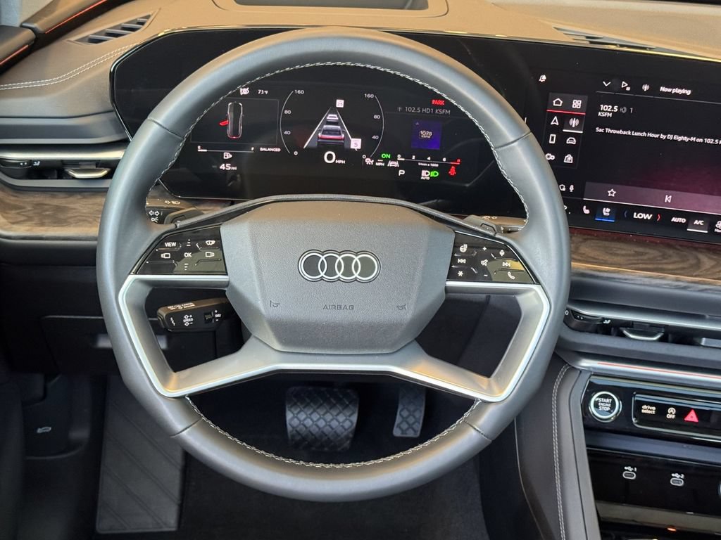 Used 2025 Audi Q5 Premium Plus w/ Premium Plus AWD/4WD image 18