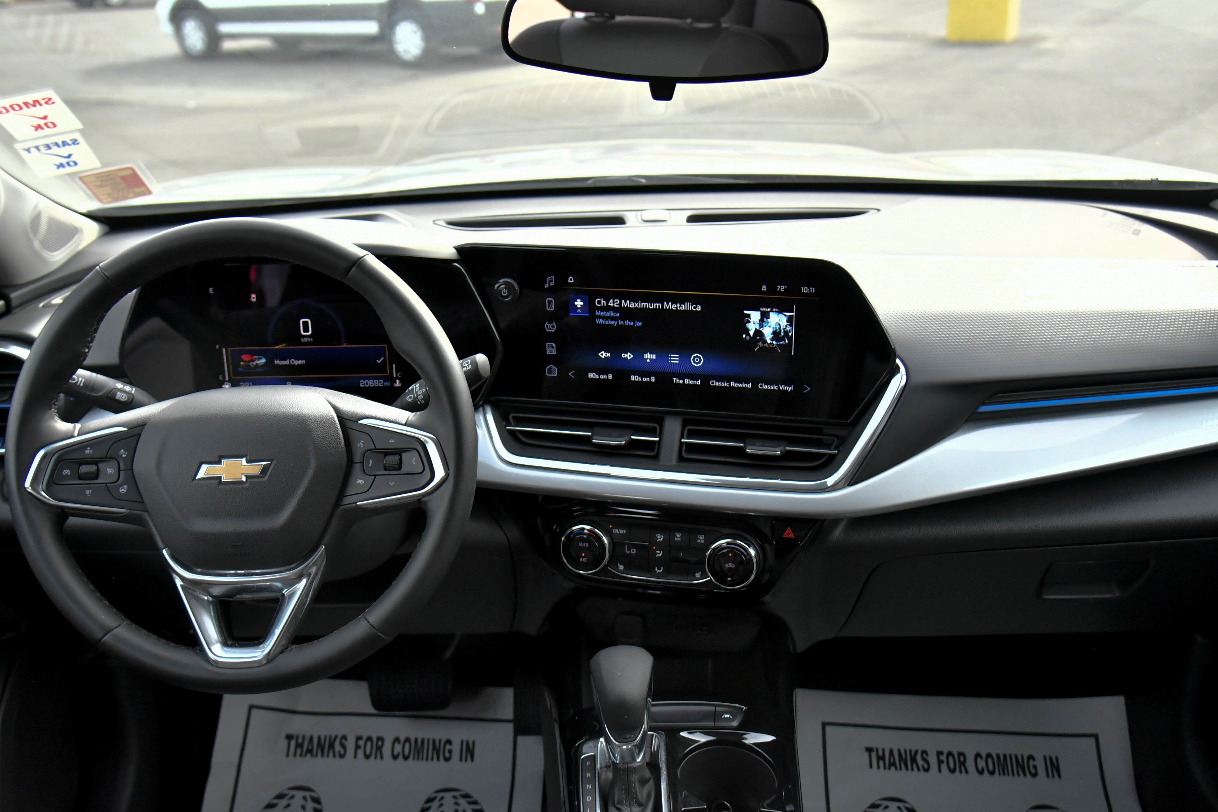 Used 2025 Chevrolet Trax LT w/ LT Convenience Package FWD image 37