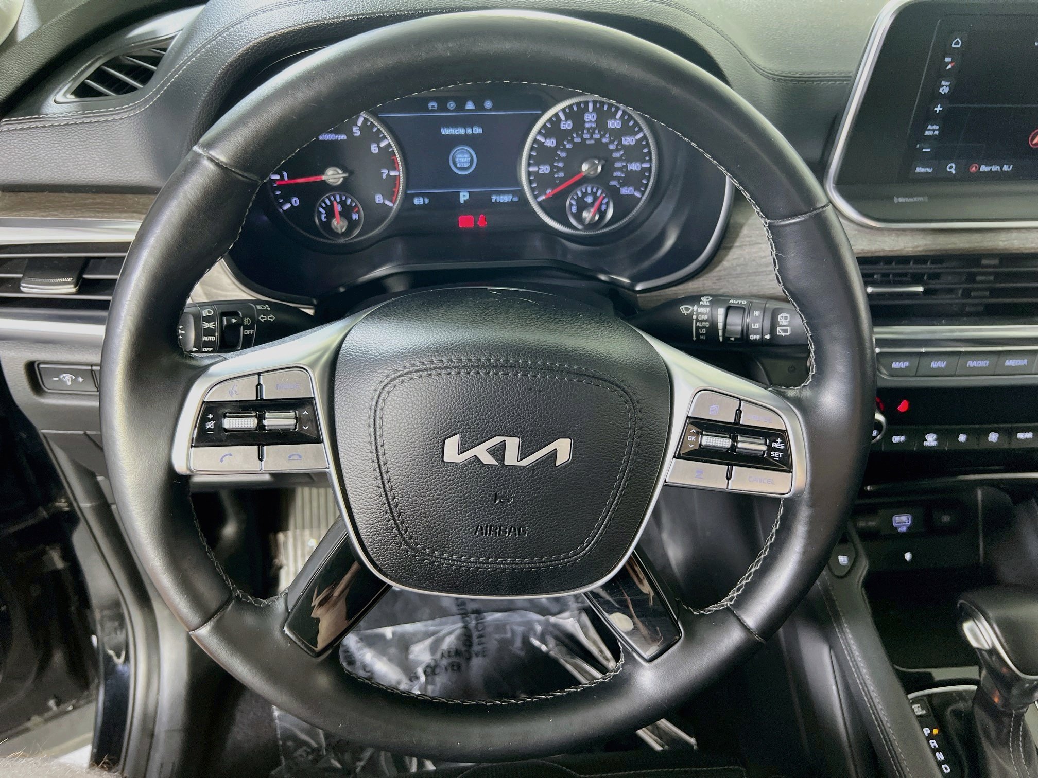 Used 2022 Kia Telluride SX w/ SX Prestige Package AWD/4WD image 11