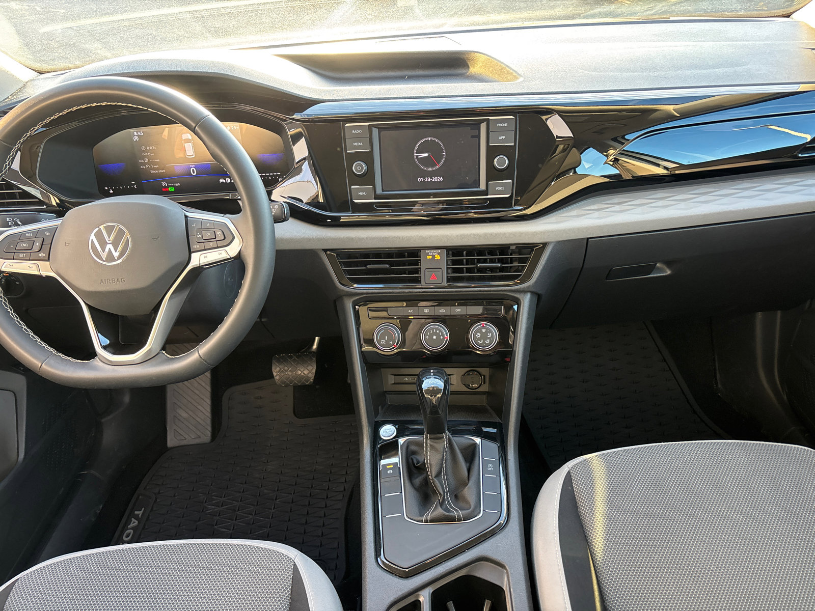 Used 2023 Volkswagen Taos S image 28