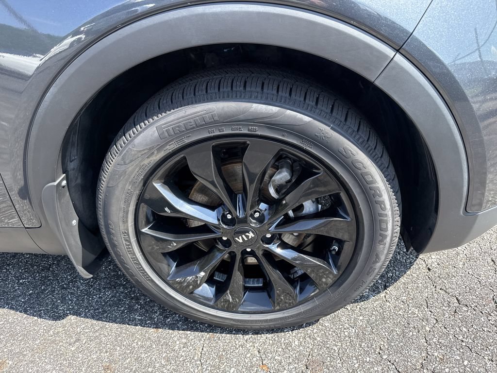 Used 2020 Kia Sorento S FWD image 12