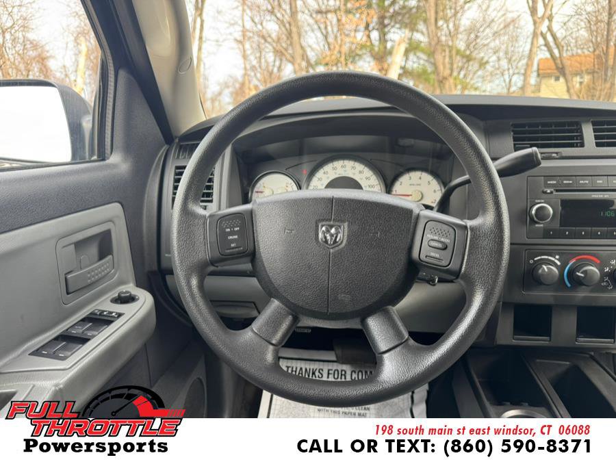 Used 2011 Dodge Dakota Big Horn image 24