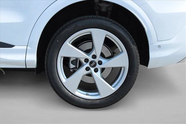 Used 2025 Audi Q5 Premium Plus w/ Premium Plus AWD/4WD image 12