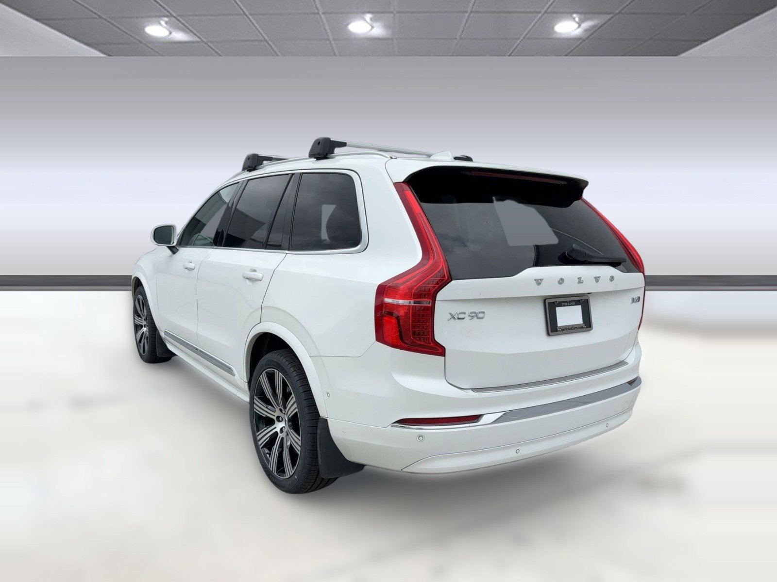 Certified 2023 Volvo XC90 B6 Ultimate image 3