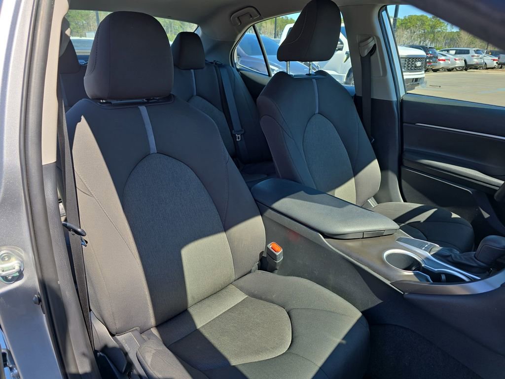 Used 2024 Toyota Camry LE FWD image 13