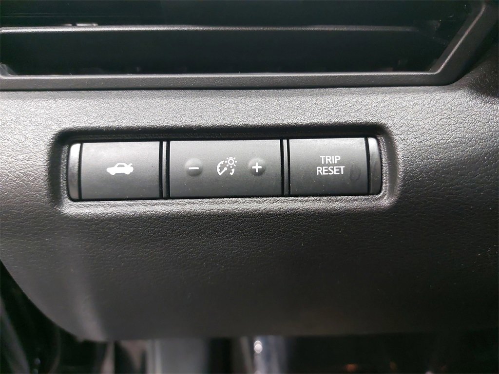 Used 2024 Nissan Altima 2.5 SV image 25