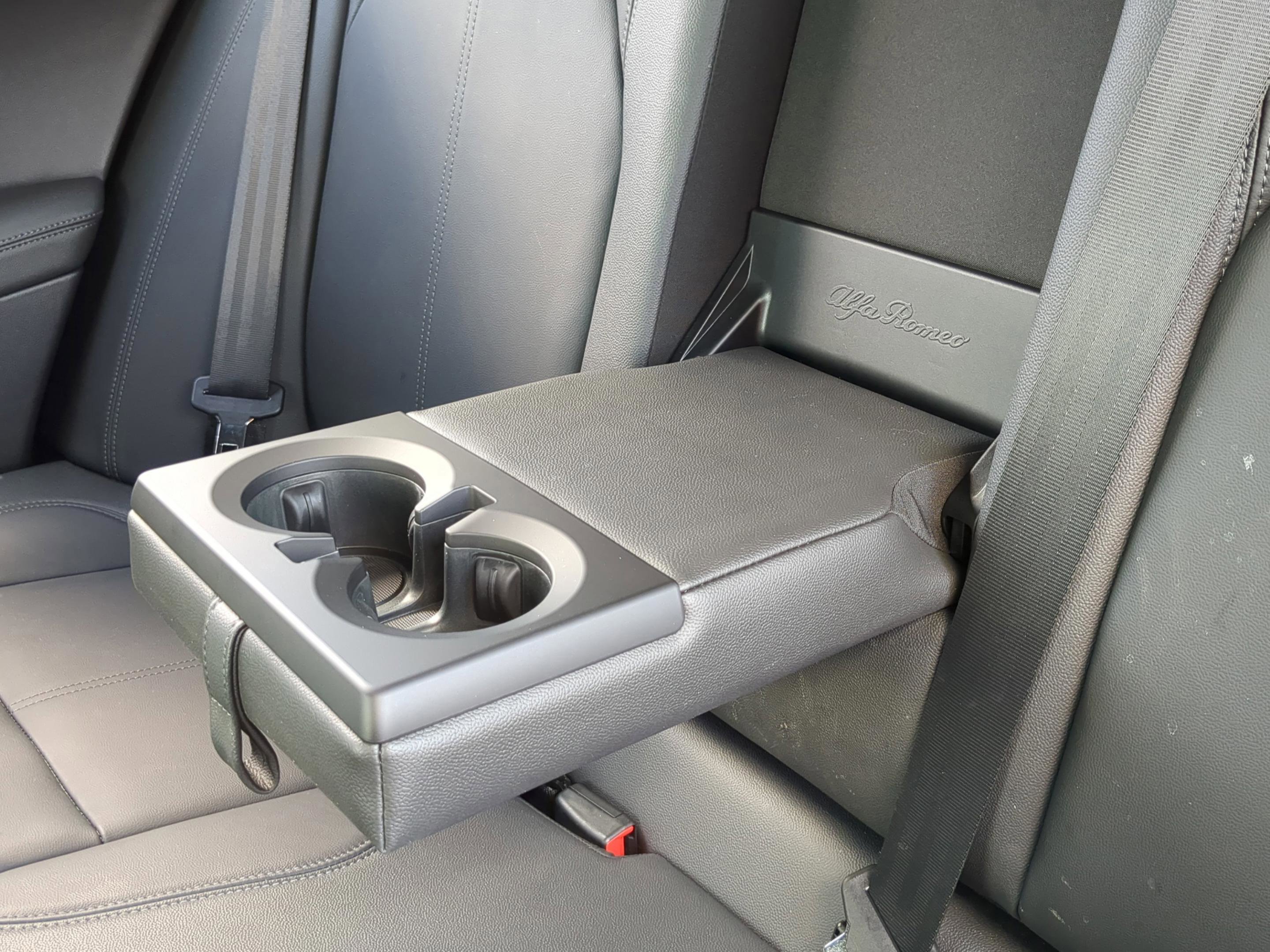 Used 2023 Alfa Romeo Stelvio Ti w/ Active Assist Plus Package image 30