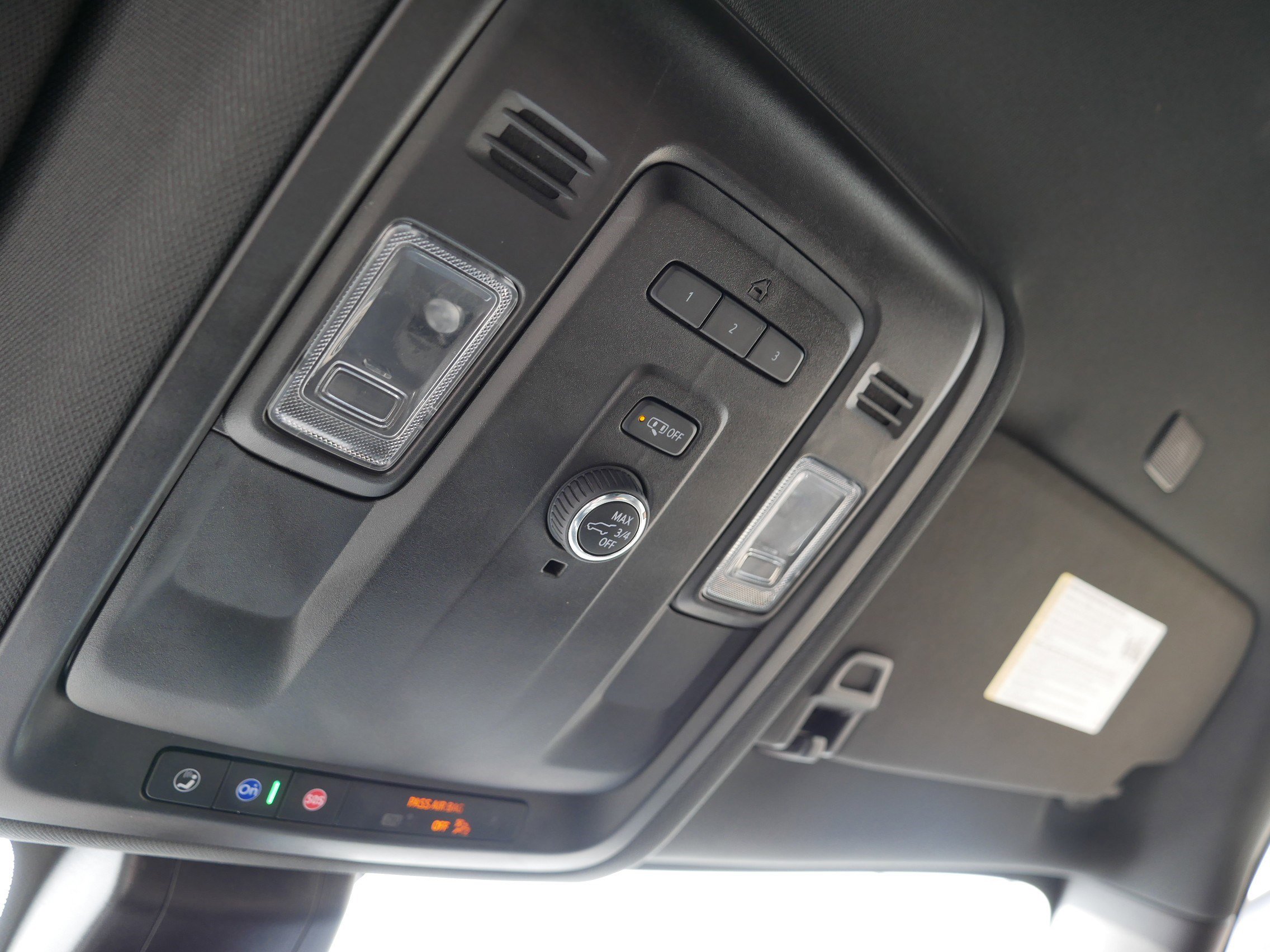 Used 2021 Chevrolet Suburban LT AWD/4WD image 33