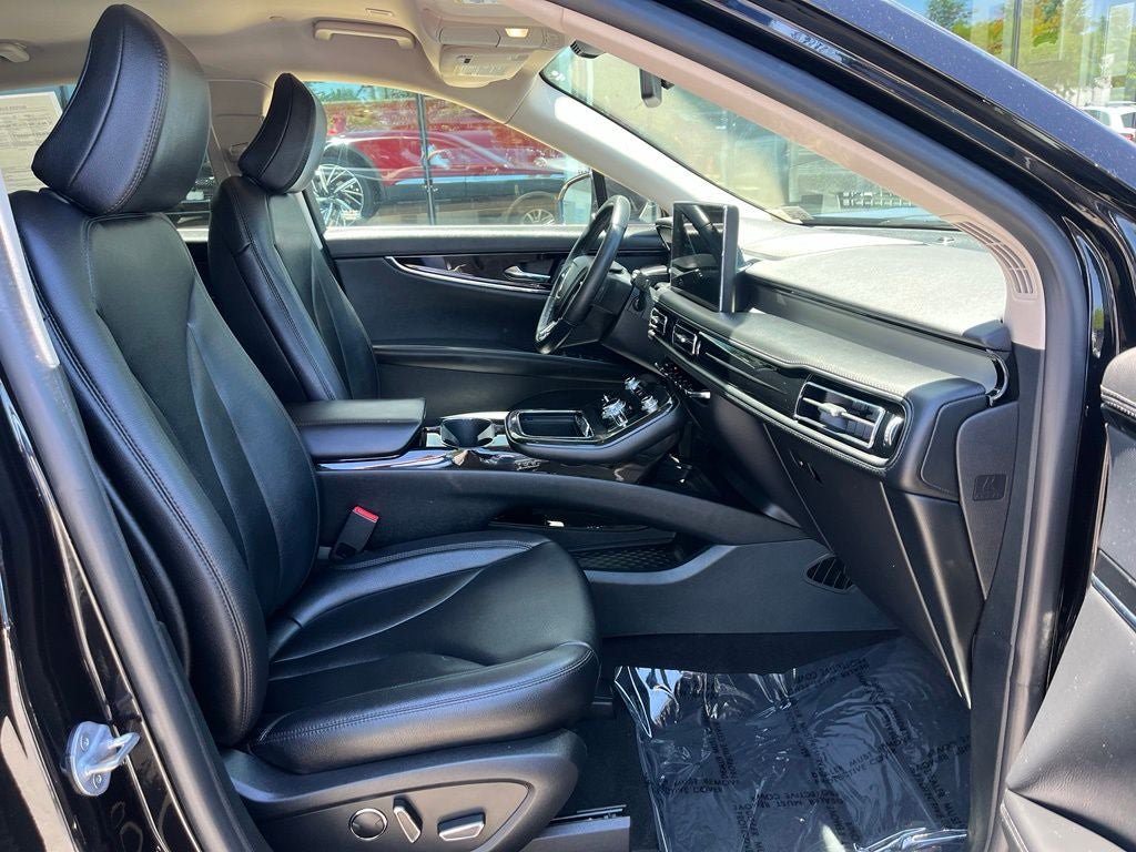Certified 2023 Lincoln Nautilus AWD w/ Premium Package image 21