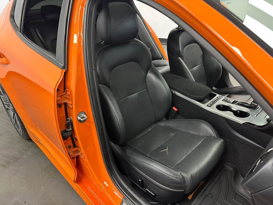 Used 2019 Kia Stinger GTS image 37