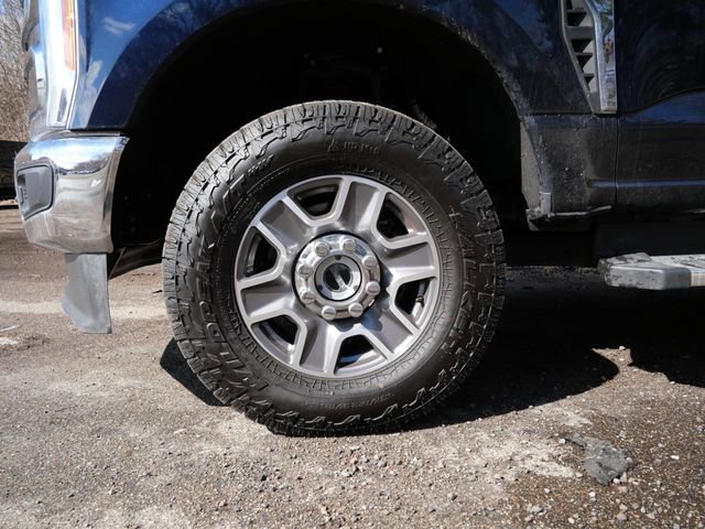 Used 2023 Ford F250 Lariat image 9