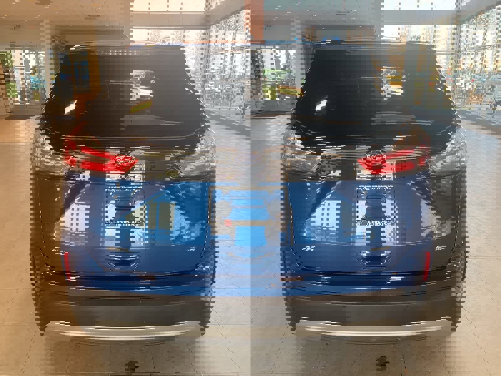 Used 2023 Ford Edge SEL w/ Convenience Package image 6