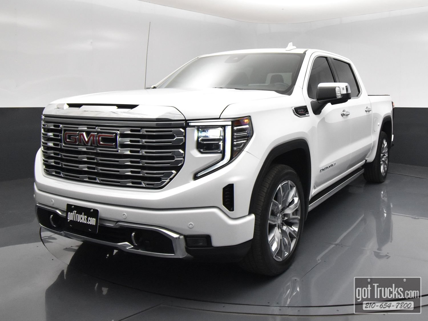 Used 2023 GMC Sierra 1500 Denali w/ Denali Reserve Package AWD/4WD image 54