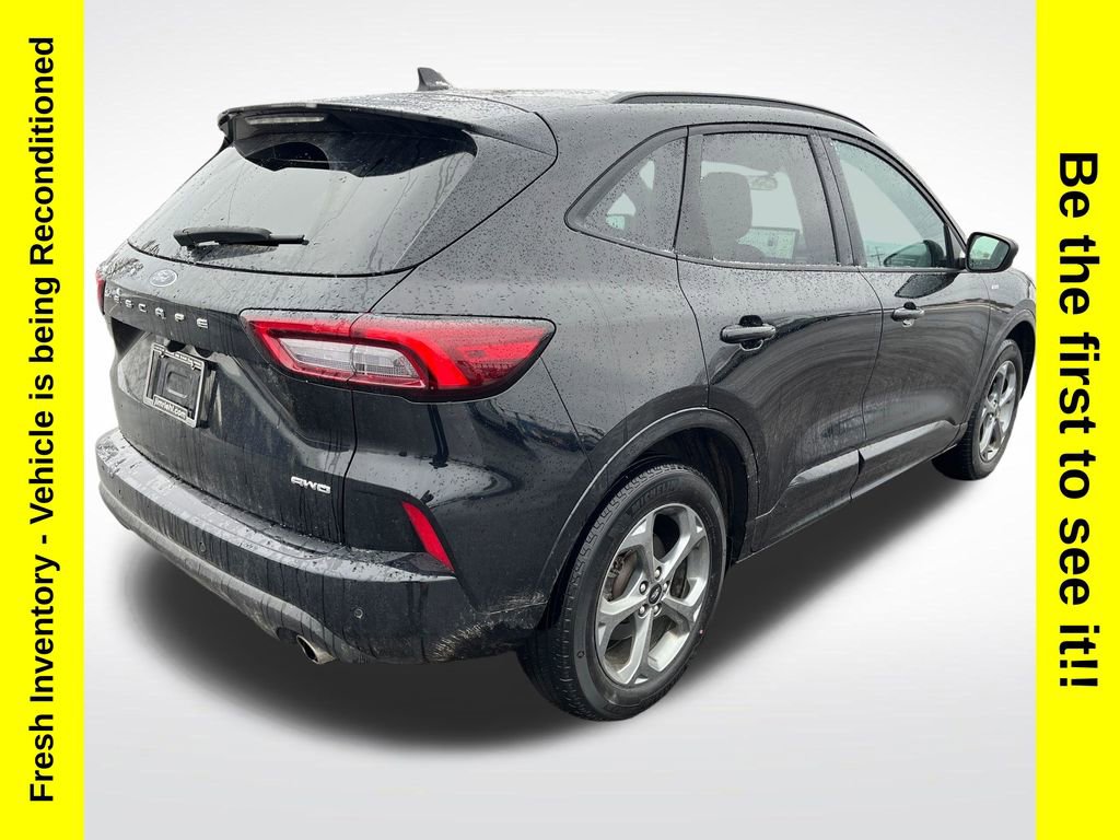 Used 2023 Ford Escape ST-Line w/ Tech Pack #1 image 5