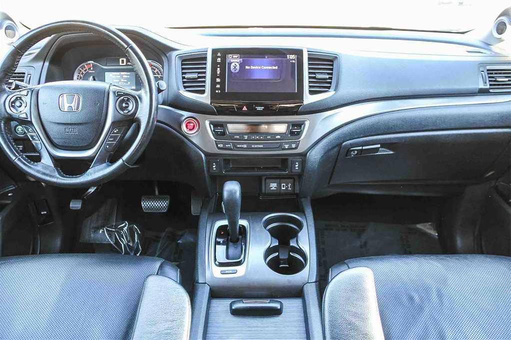 Used 2017 Honda Ridgeline RTL-T image 12
