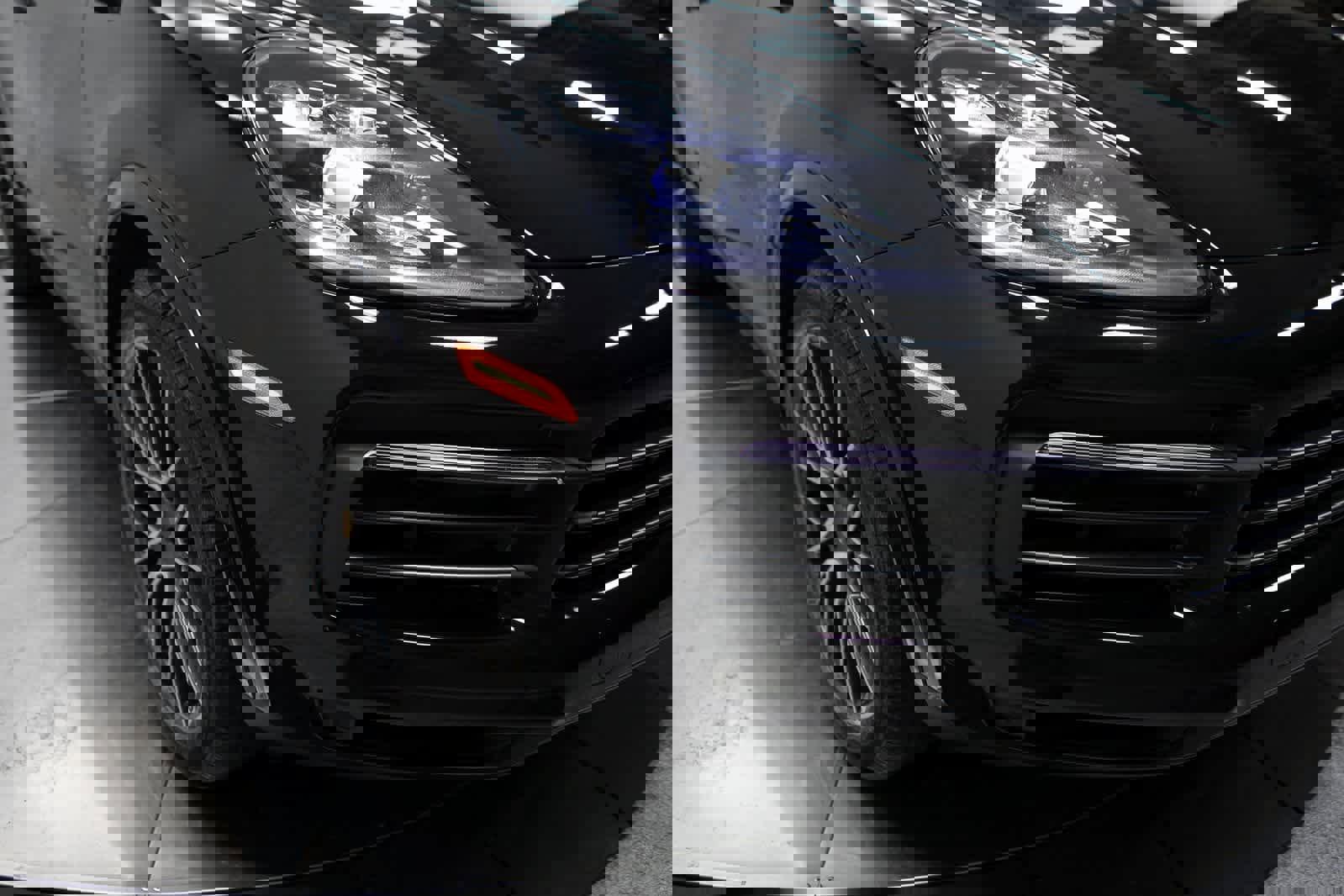 Certified 2023 Porsche Cayenne Platinum Edition image 12