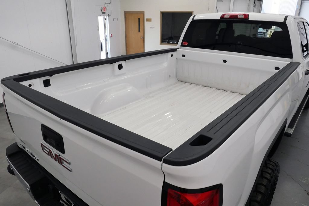 Used 2019 GMC Sierra 3500 4x4 Crew Cab image 35
