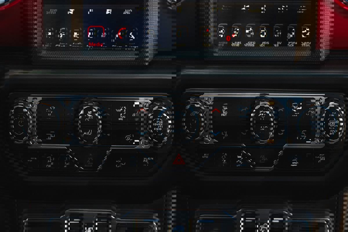 Used 2023 Jeep Gladiator Rubicon image 30