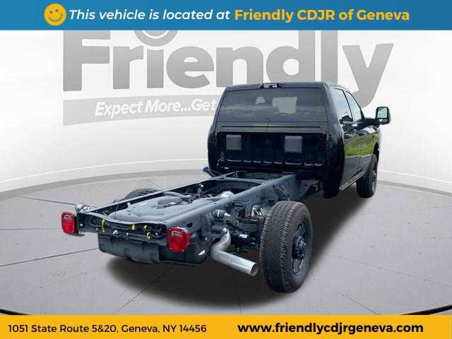 Used 2025 RAM 3500 Tradesman w/ Safety Group image 5