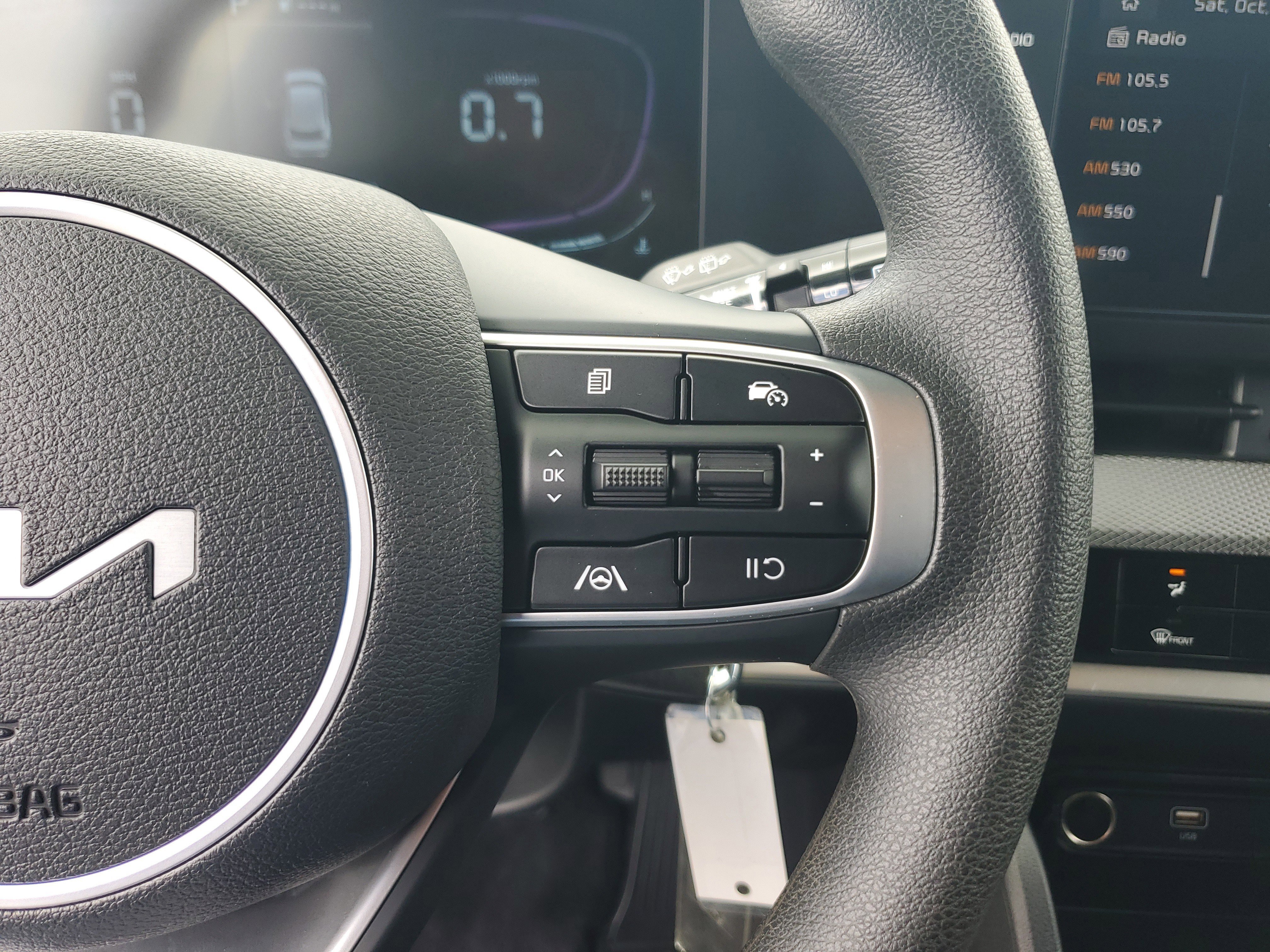 Used 2025 Kia Sportage LX image 21