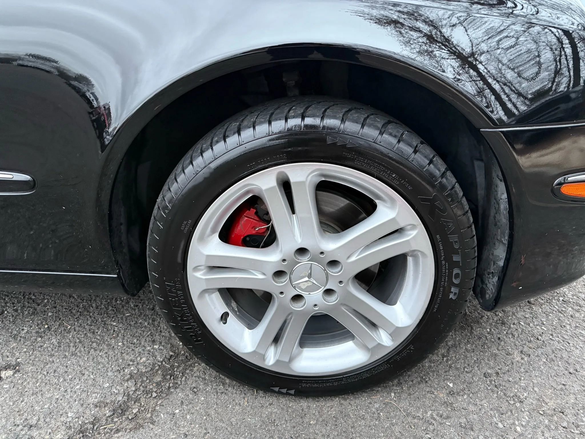 Used 2006 Mercedes-Benz E 350 4MATIC Sedan image 36