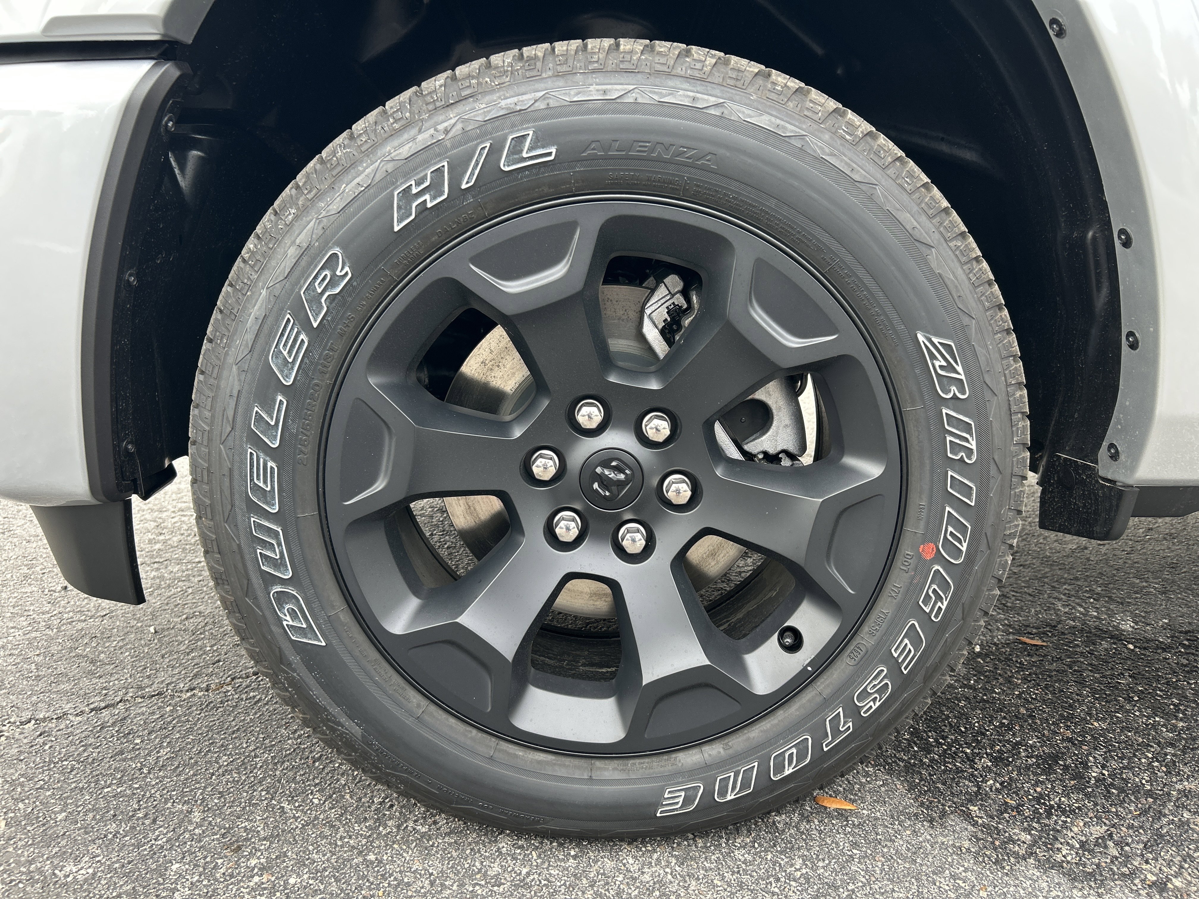 New 2026 RAM 1500 4x4 Crew Cab image 15