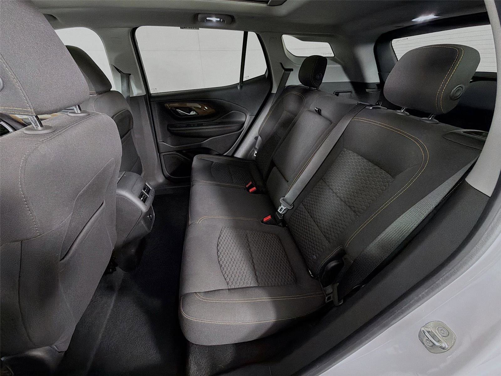 Used 2018 GMC Terrain SLE w/ Driver Convenience Package AWD/4WD image 20