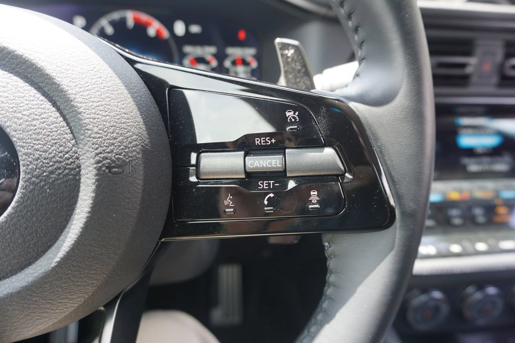 Used 2024 Nissan Z Performance w/ Floor Mat Package RWD image 8