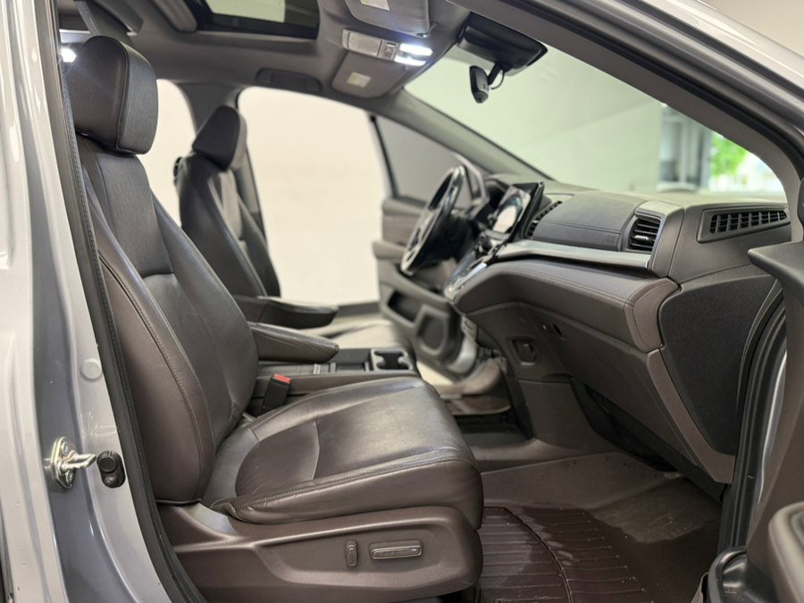 Used 2018 Honda Odyssey Touring image 55