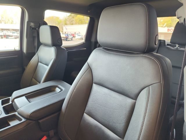 Used 2025 GMC Sierra 1500 SLT image 11