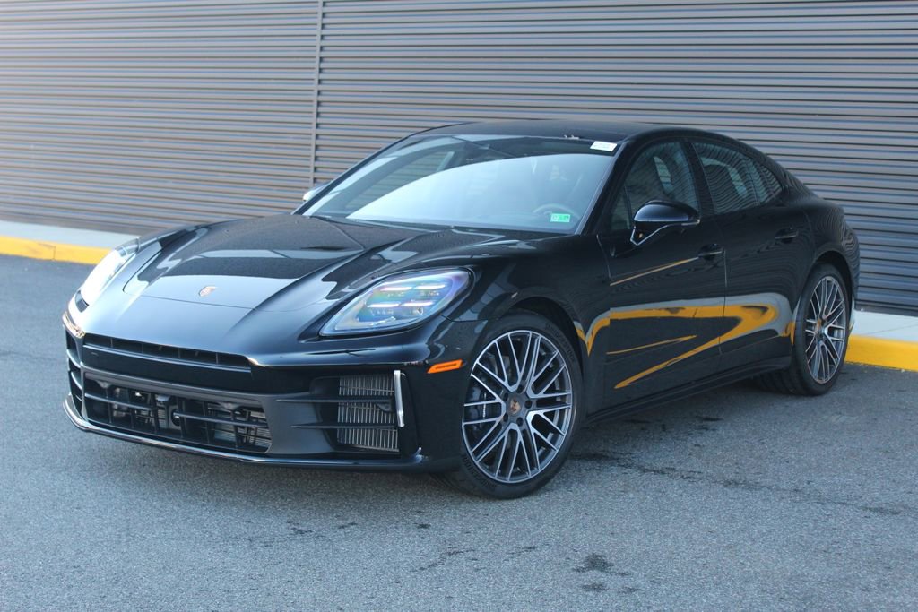 New 2026 Porsche Panamera 4 image 1