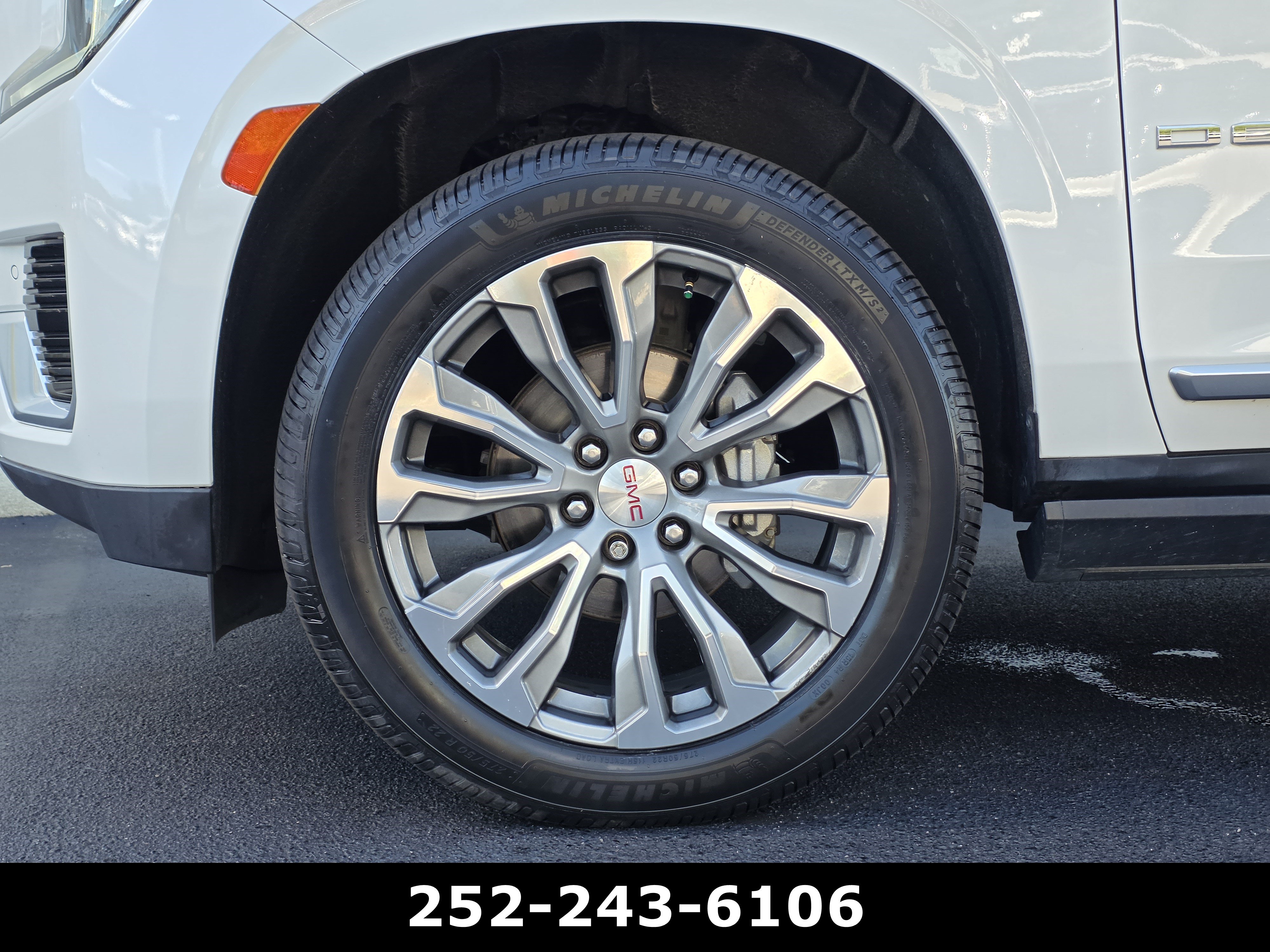 Used 2021 GMC Yukon Denali w/ Denali Premium Package AWD/4WD image 50