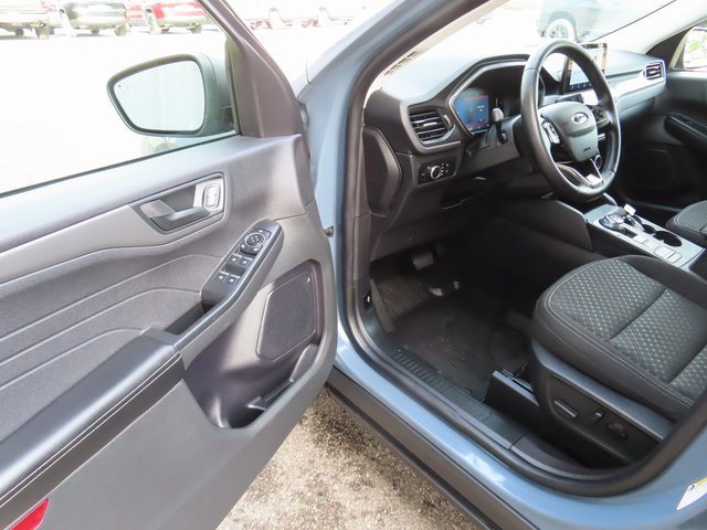 Used 2023 Ford Escape Active image 16