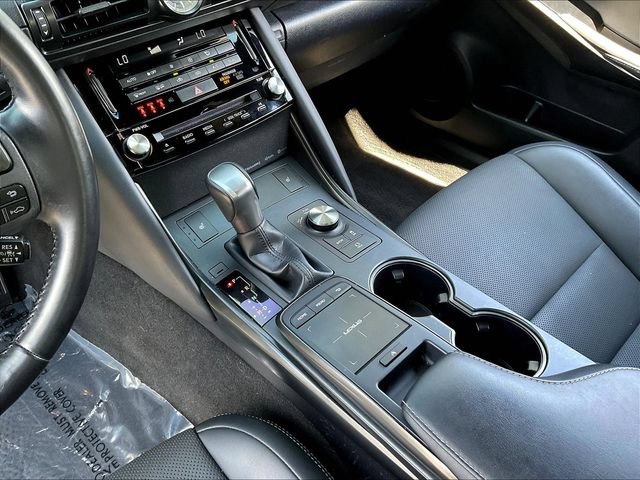 Used 2024 Lexus IS 350 F Sport RWD image 19