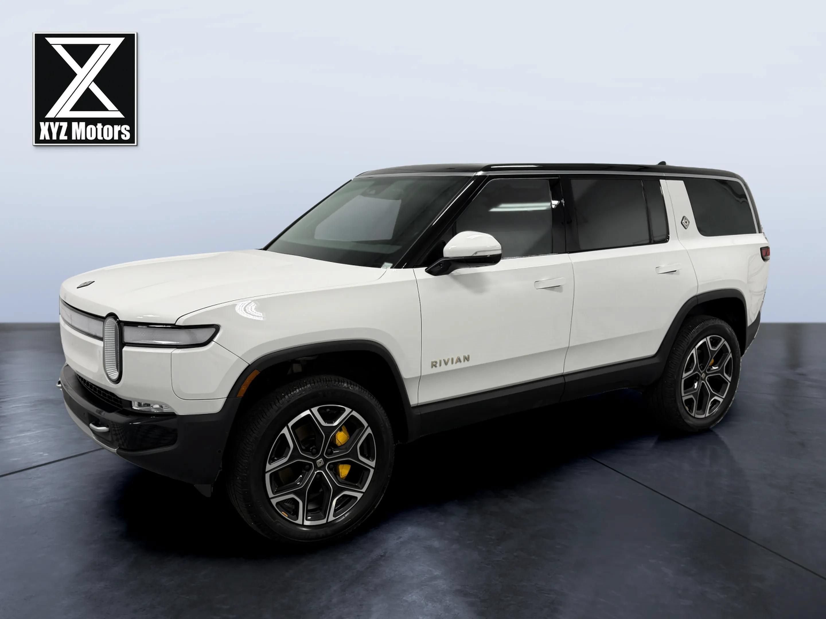 Used 2023 Rivian R1S Launch Edition Quad AWD/4WD image 2