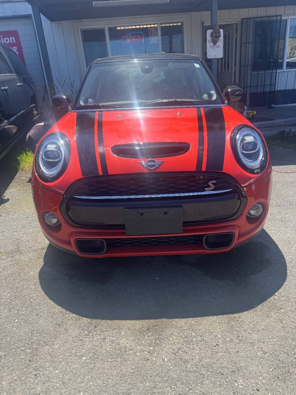 Used 2020 MINI Cooper S FWD image 1