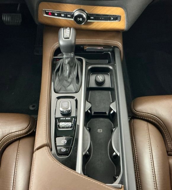 Used 2019 Volvo XC90 T6 Inscription w/ Luxury Package AWD/4WD image 18