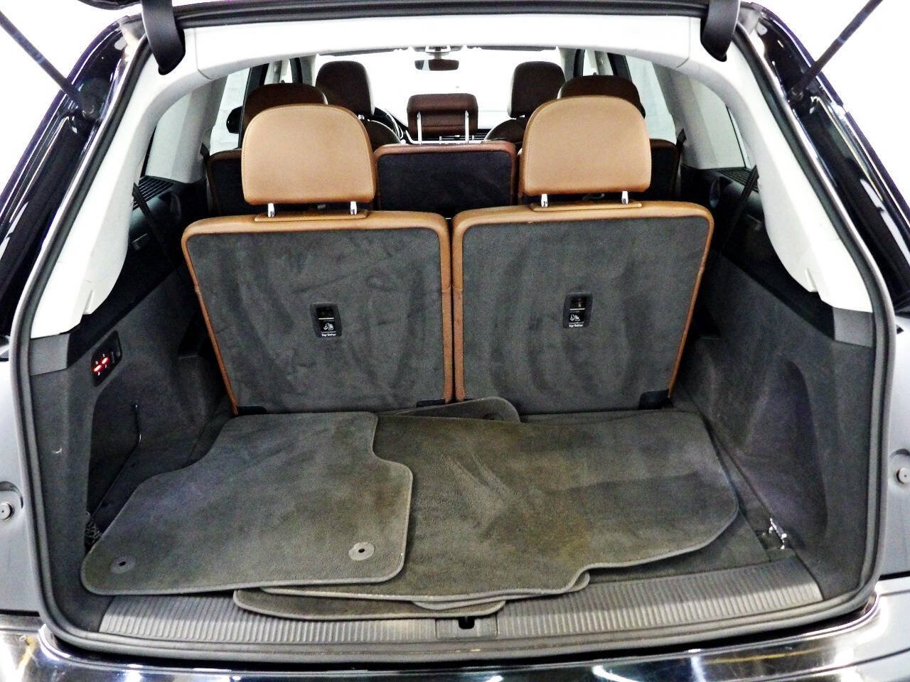 Used 2017 Audi Q7 3.0T Premium AWD/4WD image 14