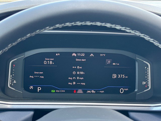 New 2025 Volkswagen Taos SEL image 33