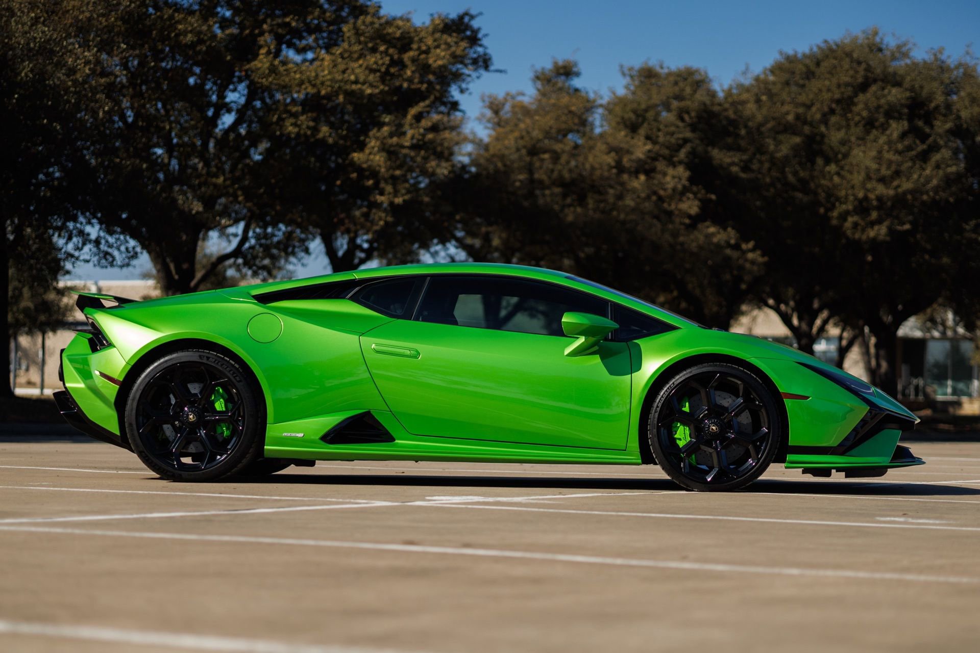 Used 2023 Lamborghini Huracan Tecnica image 11