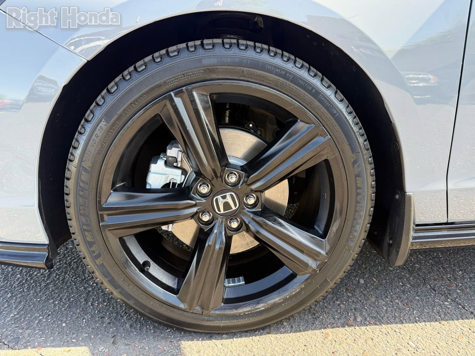 Used 2023 Honda Accord Sport image 11