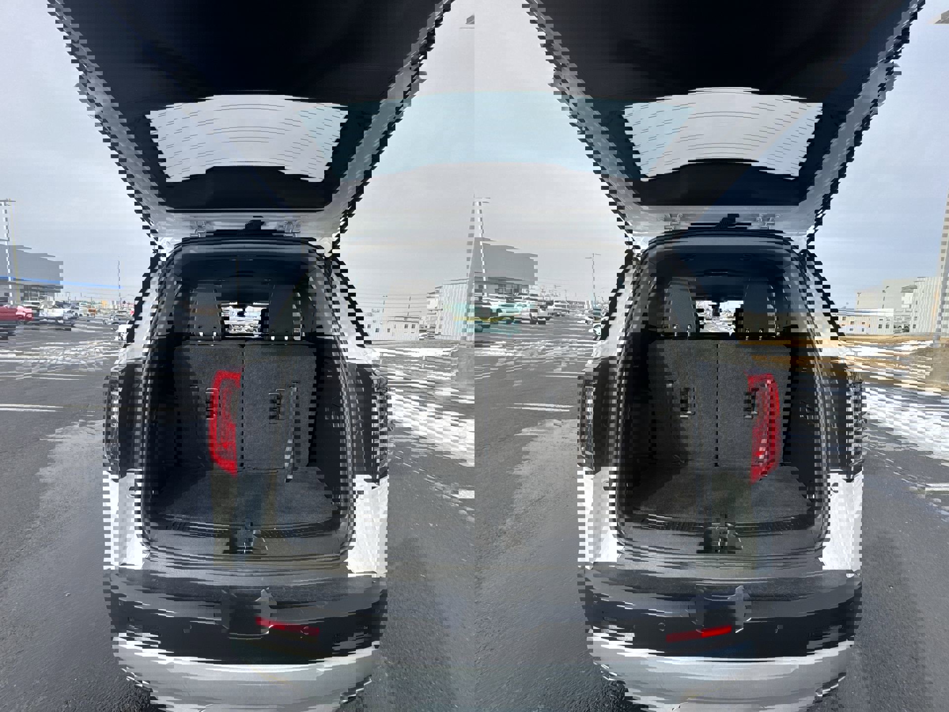 Certified 2023 GMC Acadia SLE image 24