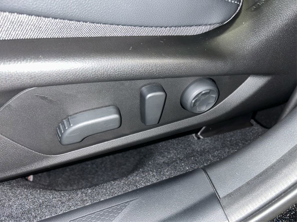 New 2026 Subaru Outback Touring image 36